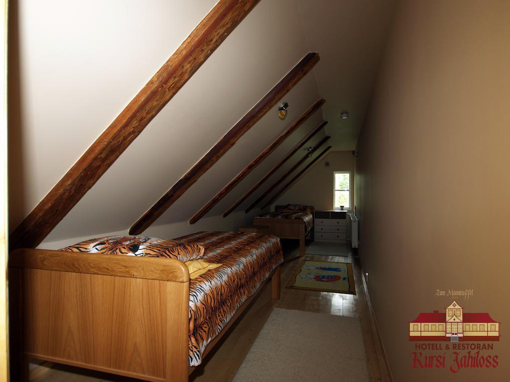 Готель Kursi Hunting Manor Puurmani Номер фото