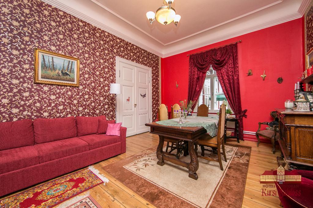 Готель Kursi Hunting Manor Puurmani Номер фото