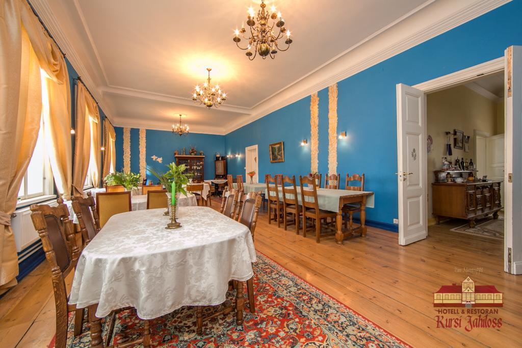 Готель Kursi Hunting Manor Puurmani Екстер'єр фото