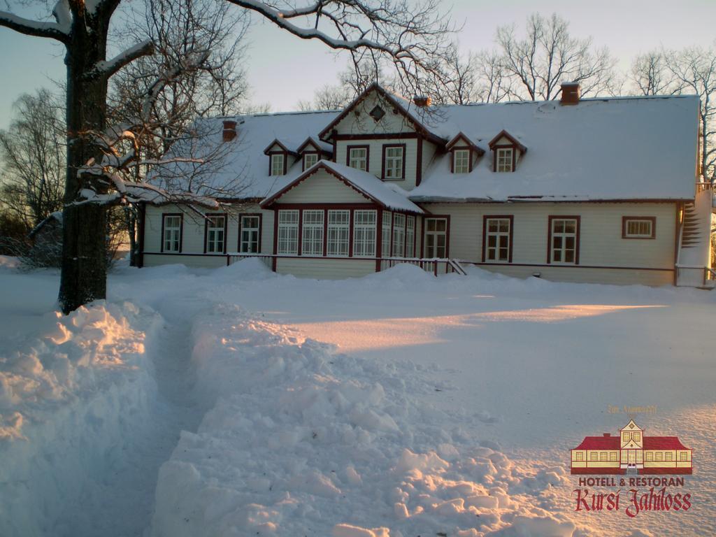 Готель Kursi Hunting Manor Puurmani Екстер'єр фото